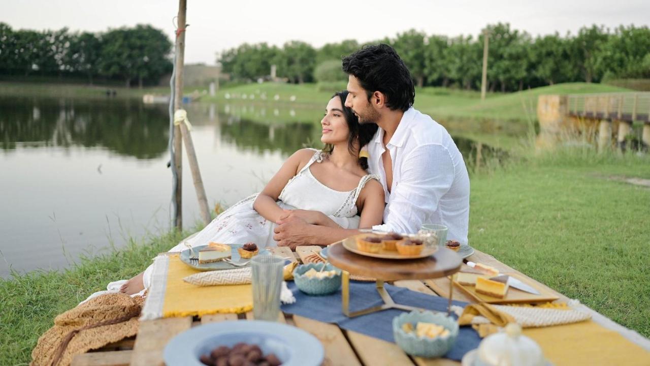 Life At Repose- Lake Villas Resort & Club Chor Warodra Dış mekan fotoğraf